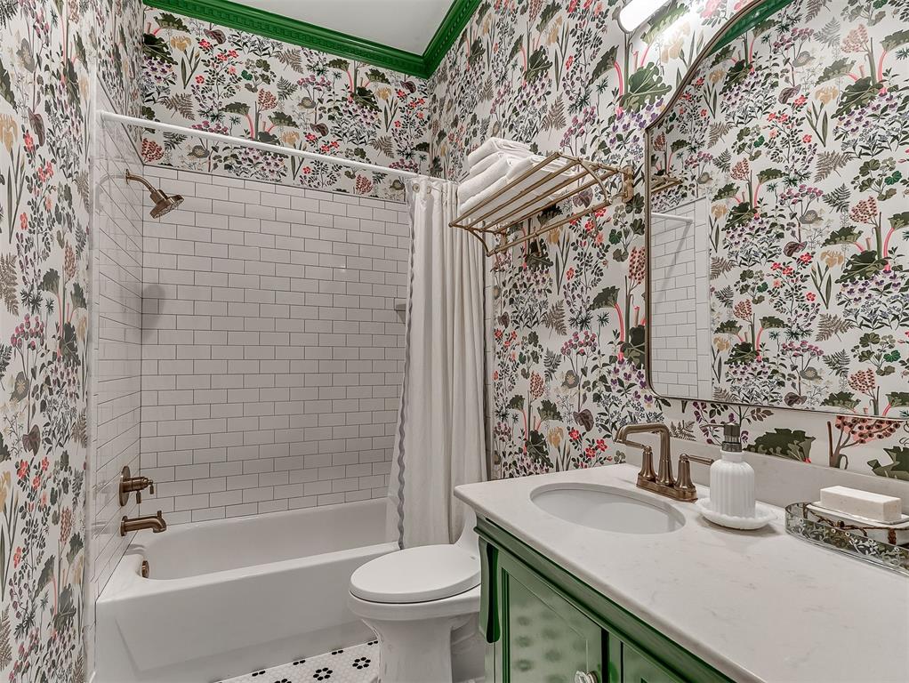 10049 Hidden Hollow Lane