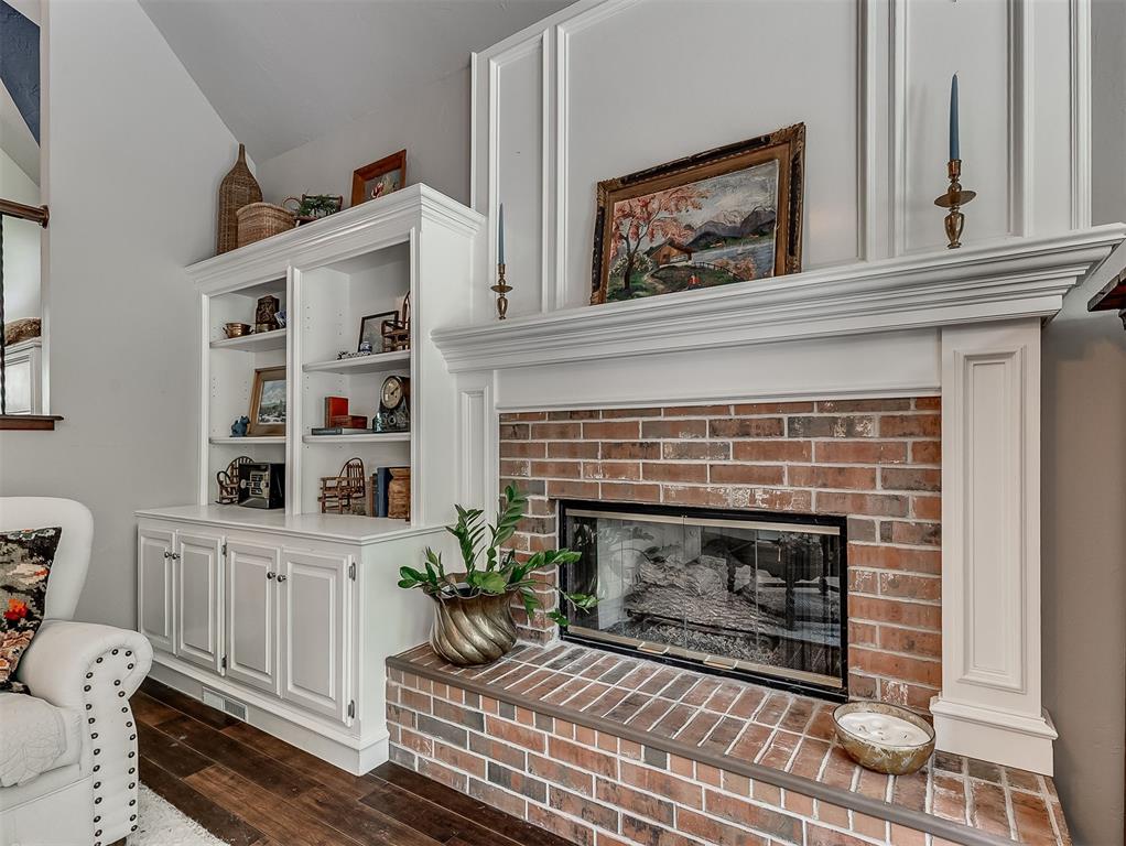 10049 Hidden Hollow Lane
