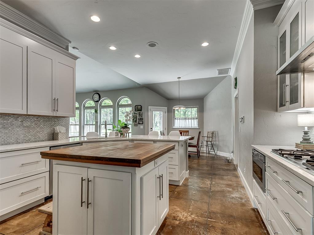 10049 Hidden Hollow Lane