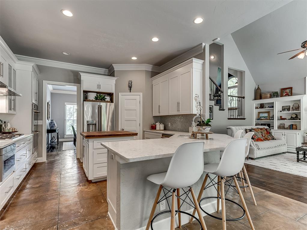 10049 Hidden Hollow Lane