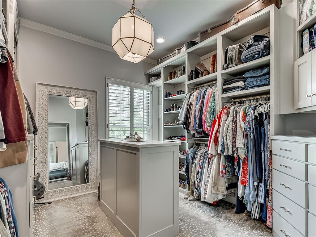 10049 Hidden Hollow Lane