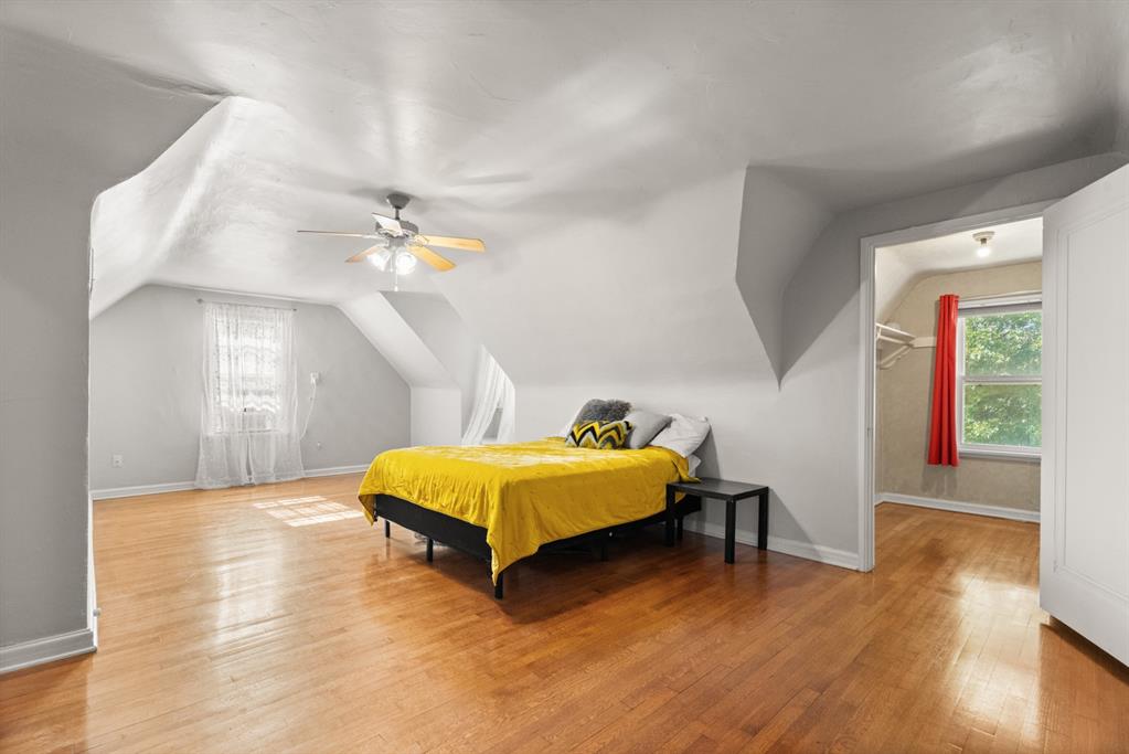 532 NW 40th Street