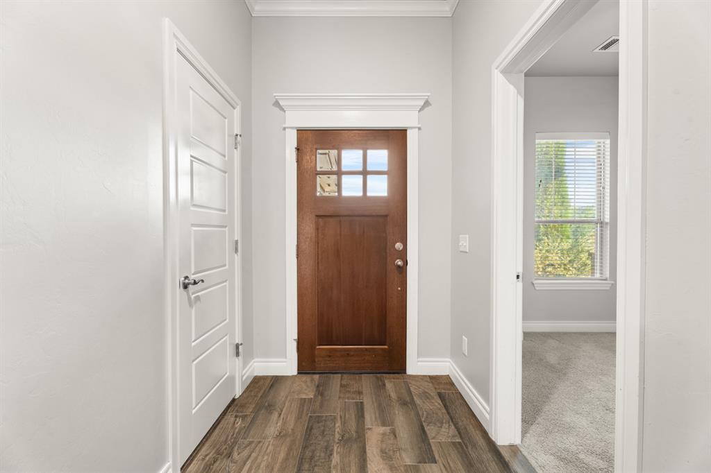 3109 Hunter Crest Drive