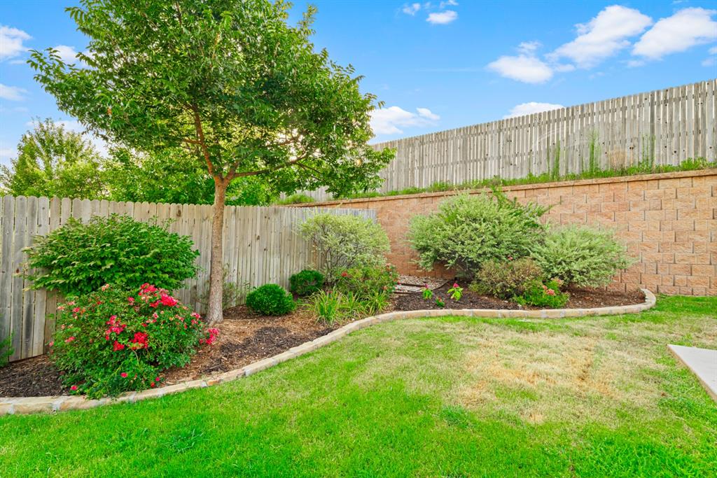 3109 Hunter Crest Drive