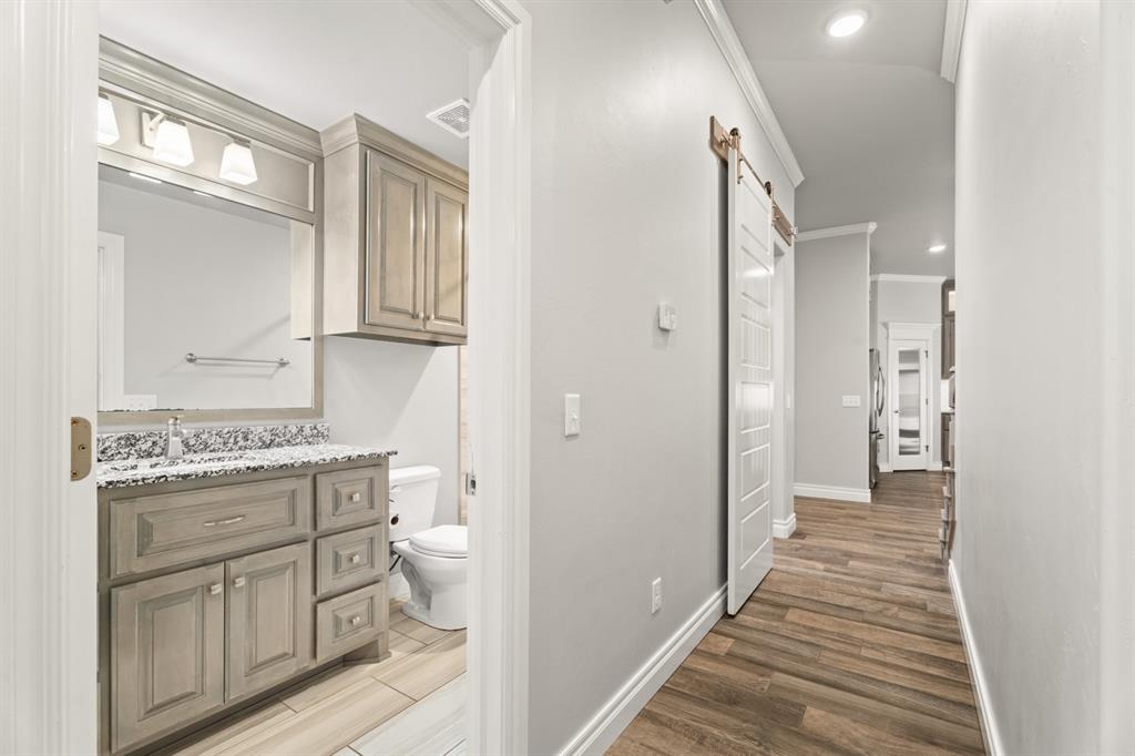 3109 Hunter Crest Drive