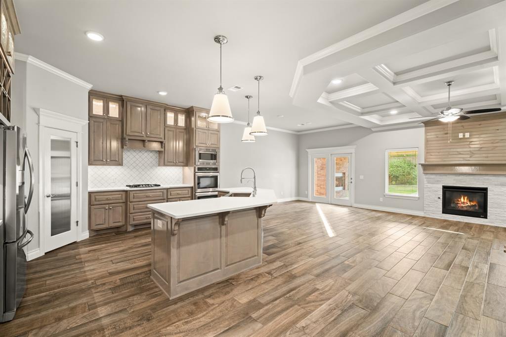 3109 Hunter Crest Drive