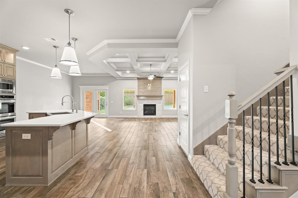 3109 Hunter Crest Drive