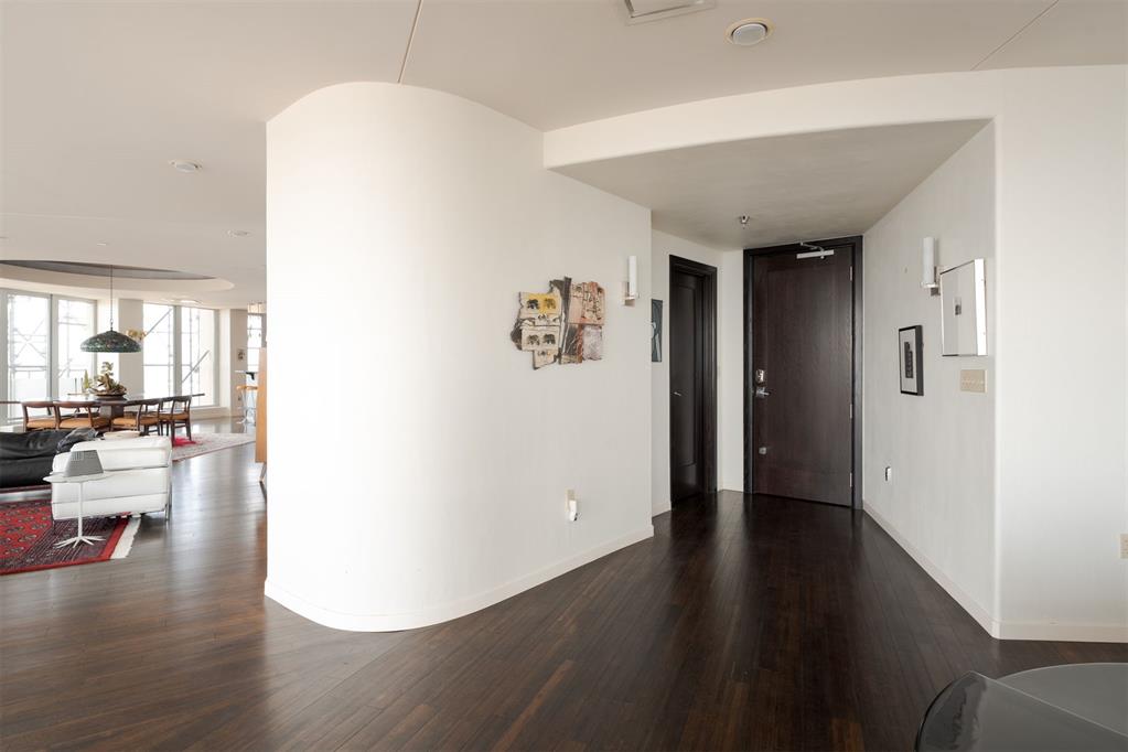 5900 Mosteller Drive Unit: 181