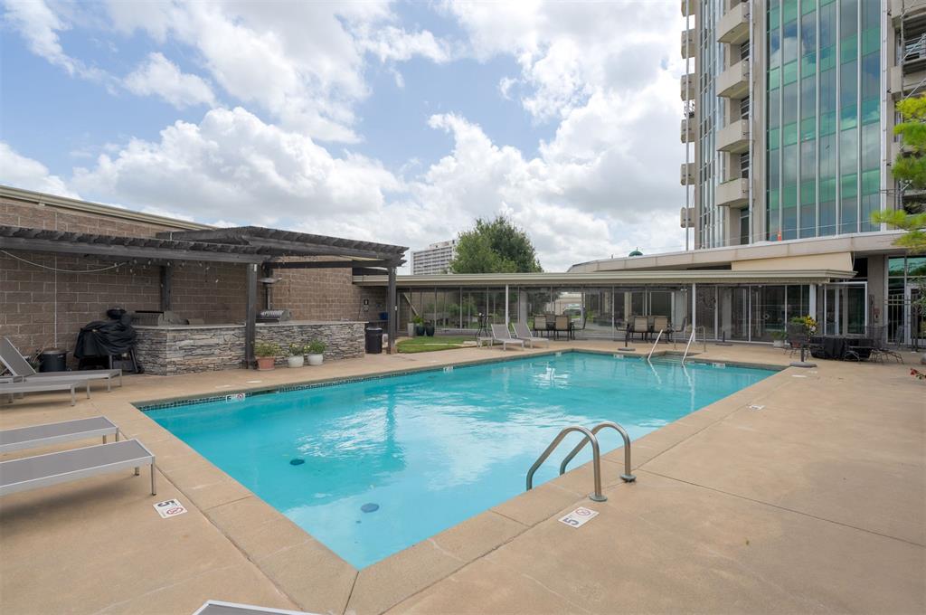 5900 Mosteller Drive Unit: 181