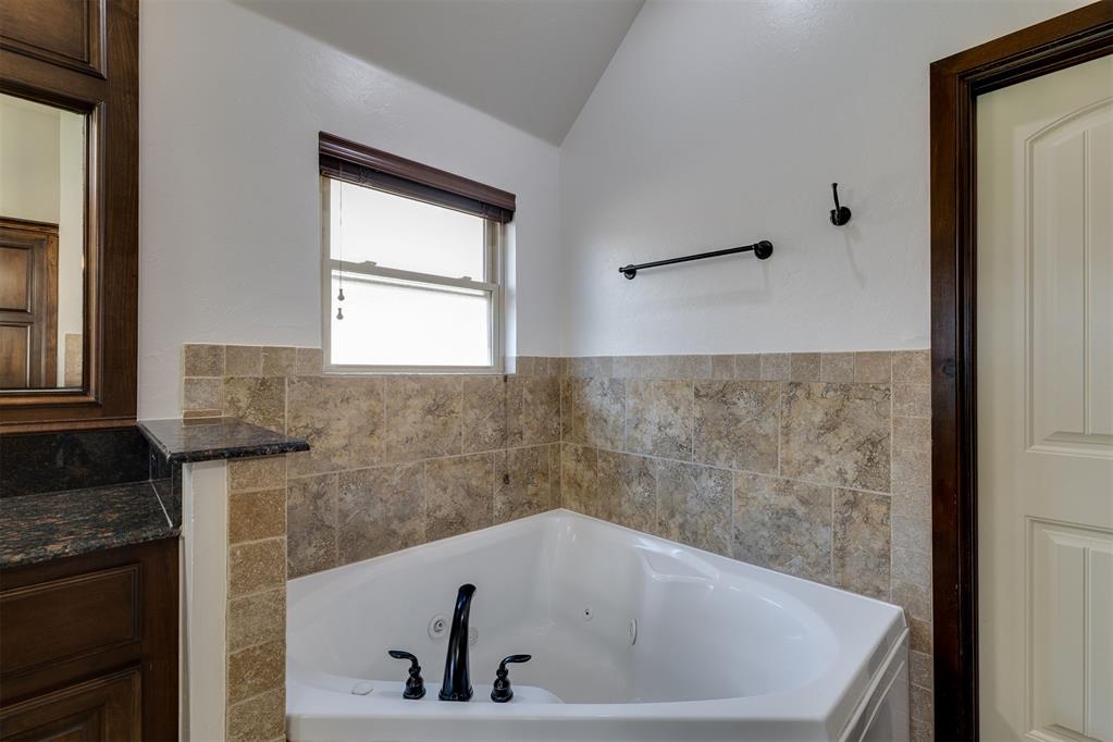 124 SW 174th Street
