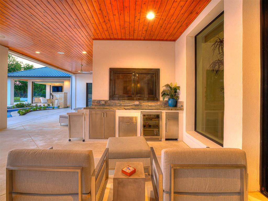 833 Mayfield Road