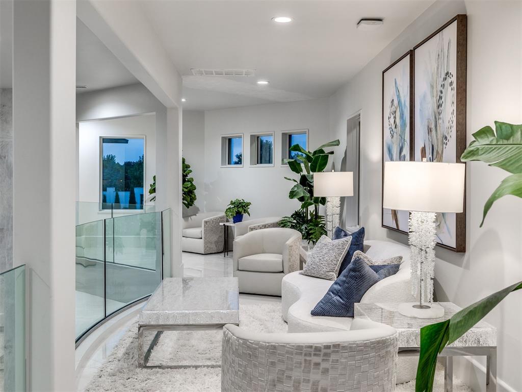 833 Mayfield Road
