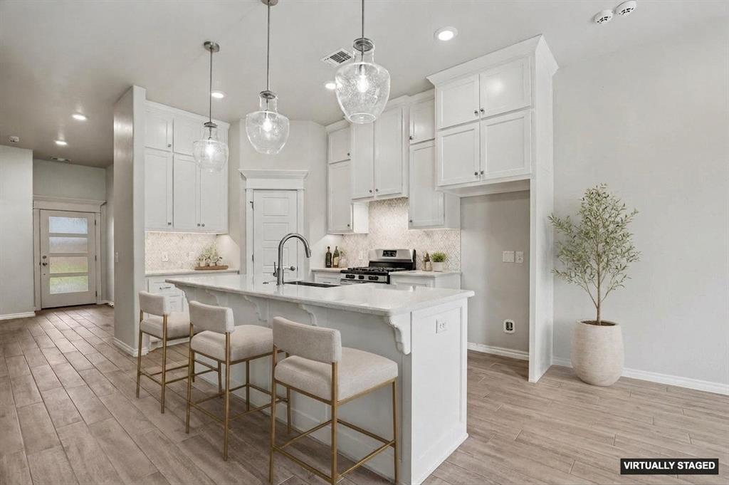 8517 Stark Street