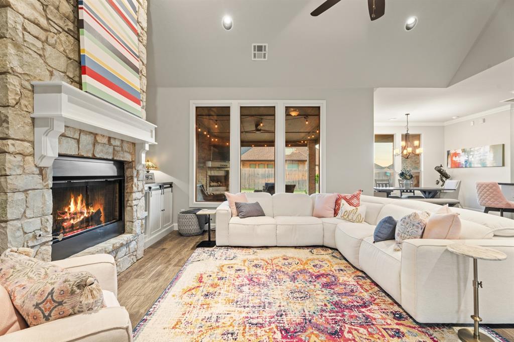 9228 NW 79th Street