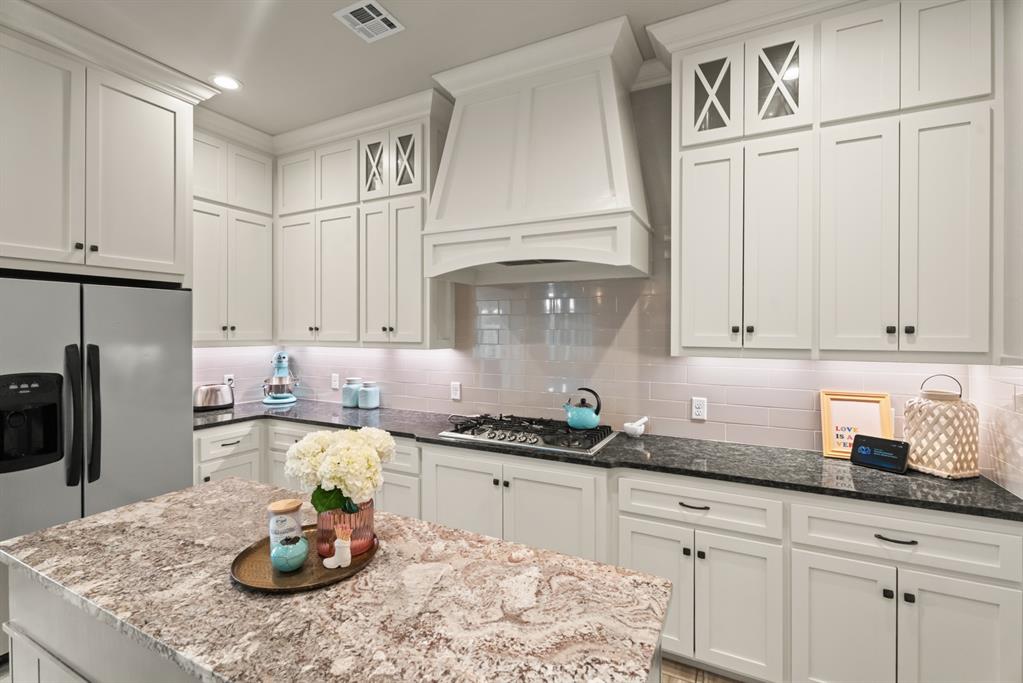9228 NW 79th Street