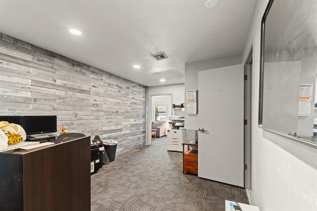 9500 NE 150th Street