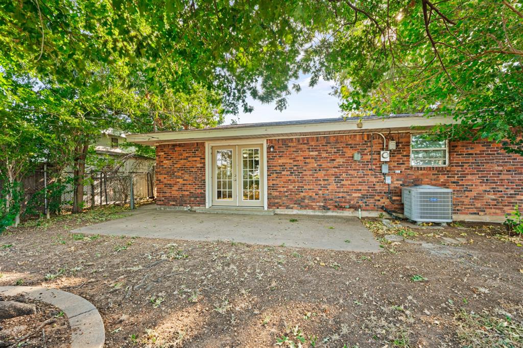 3805 N Eagle Lane