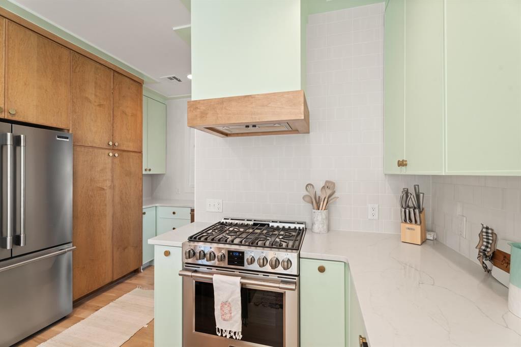 104 Sandstone Drive