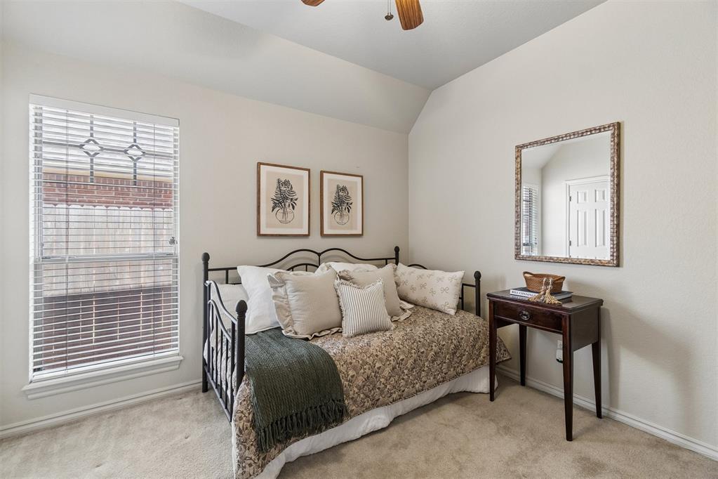 12804 Saint Johns Place