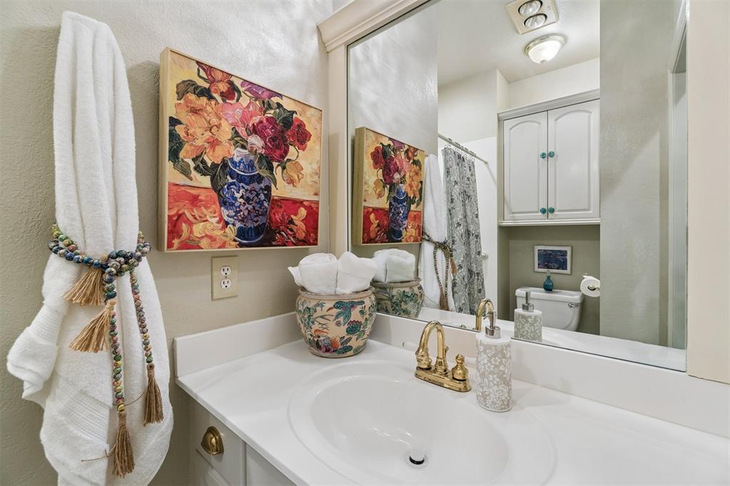 12804 Saint Johns Place