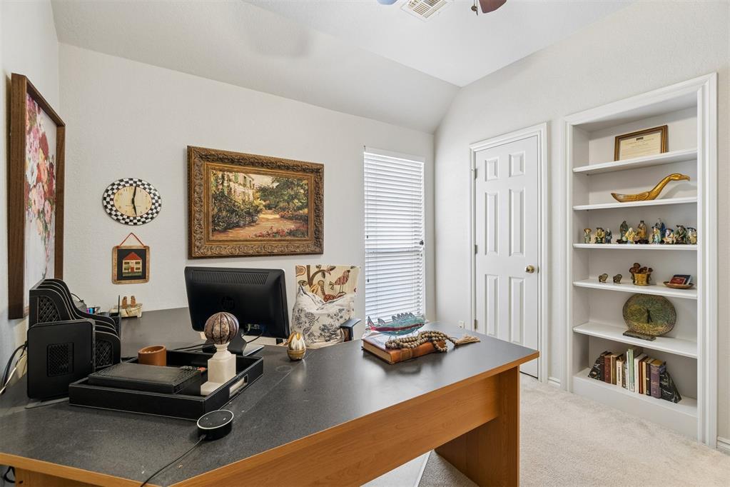 12804 Saint Johns Place
