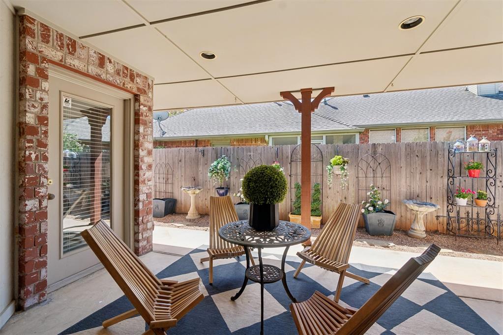 12804 Saint Johns Place