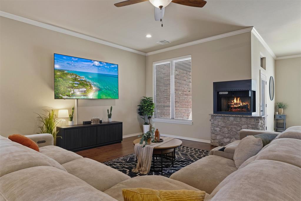5526 Painted Pony Road