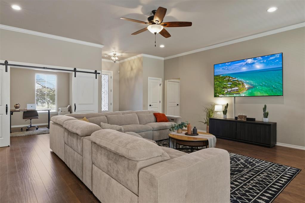 5526 Painted Pony Road