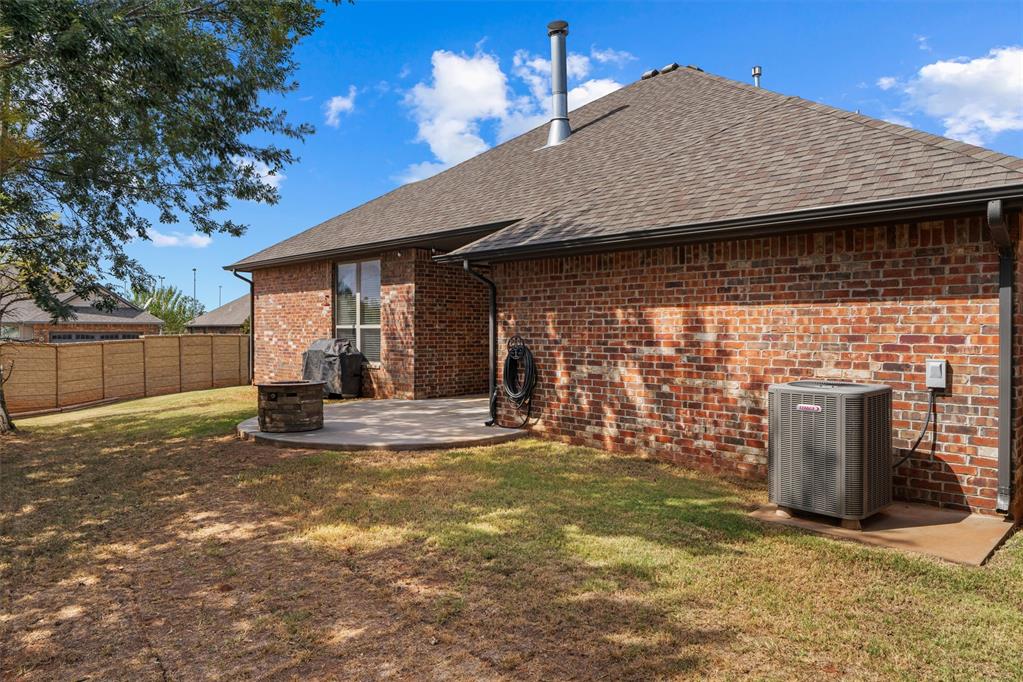 5526 Painted Pony Road