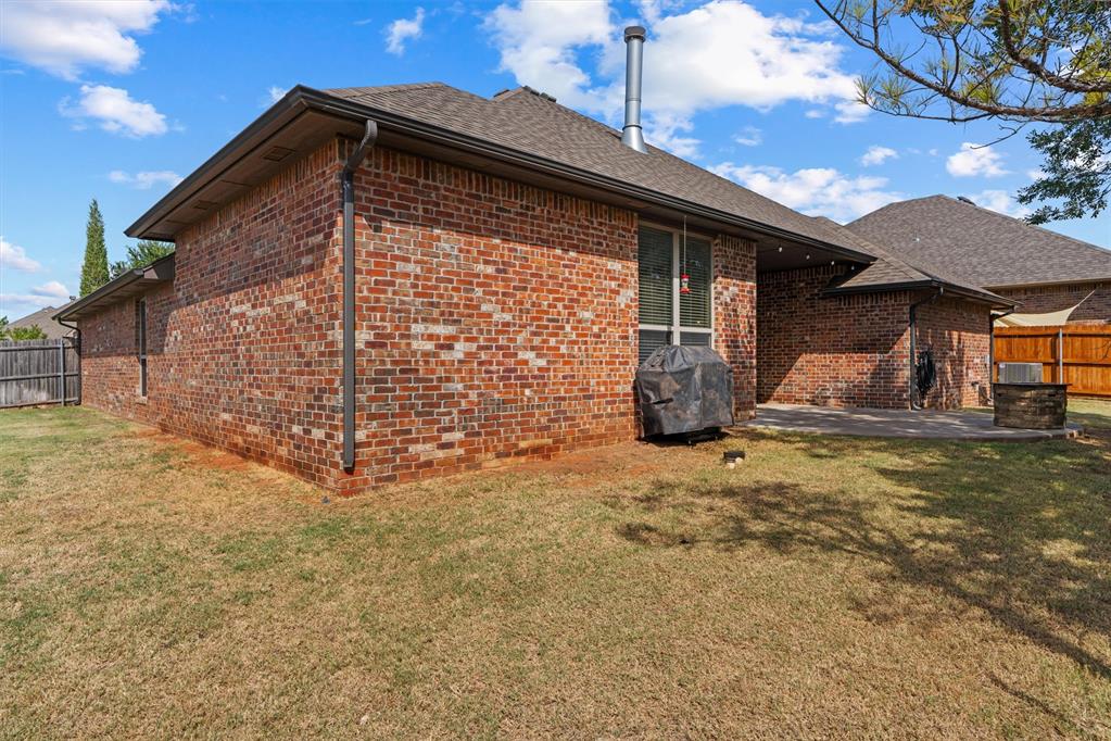 5526 Painted Pony Road
