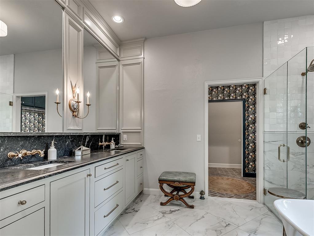 10049 Hidden Hollow Lane