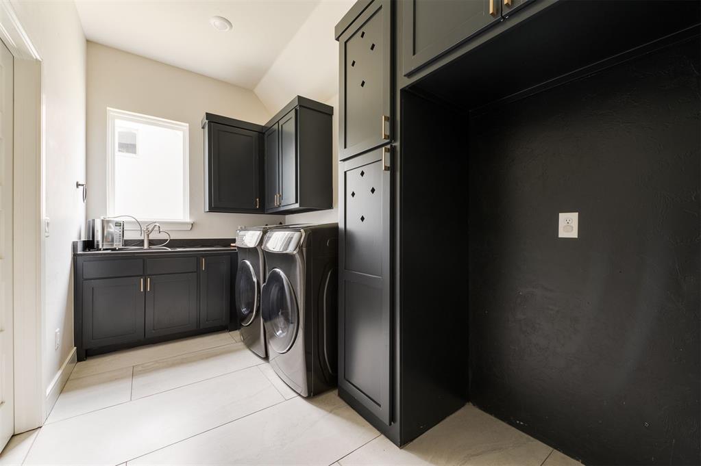 2924 Sandstone Ridge