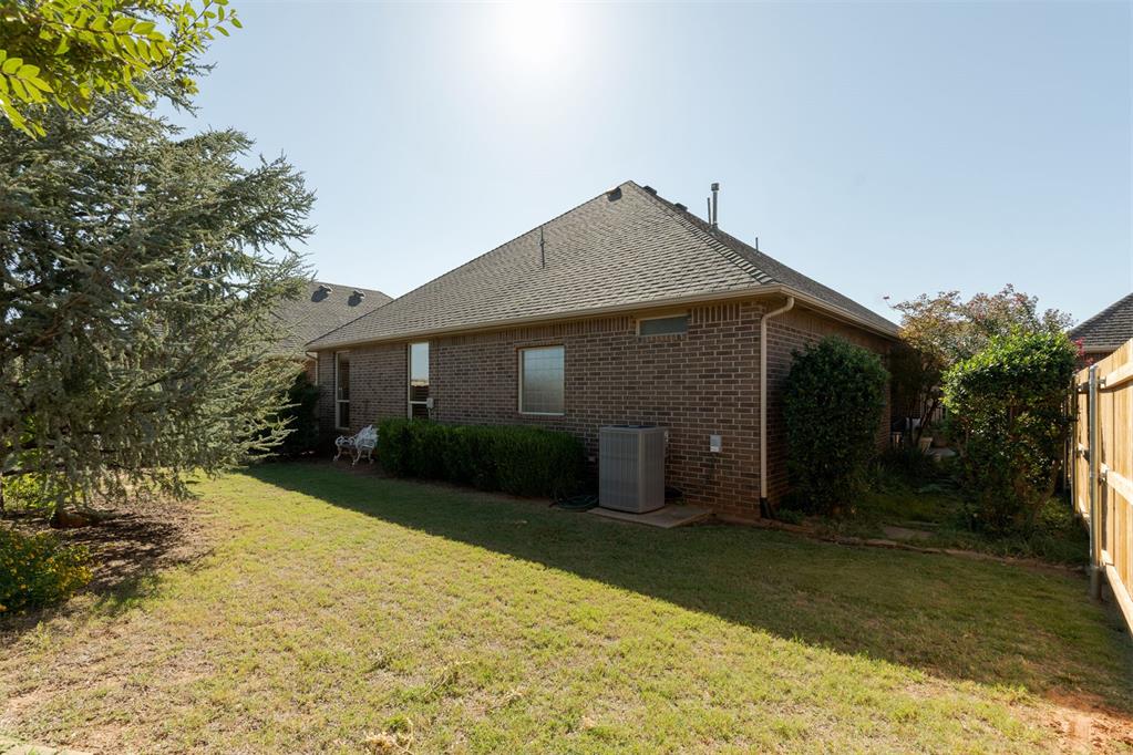 2511 Island Drive