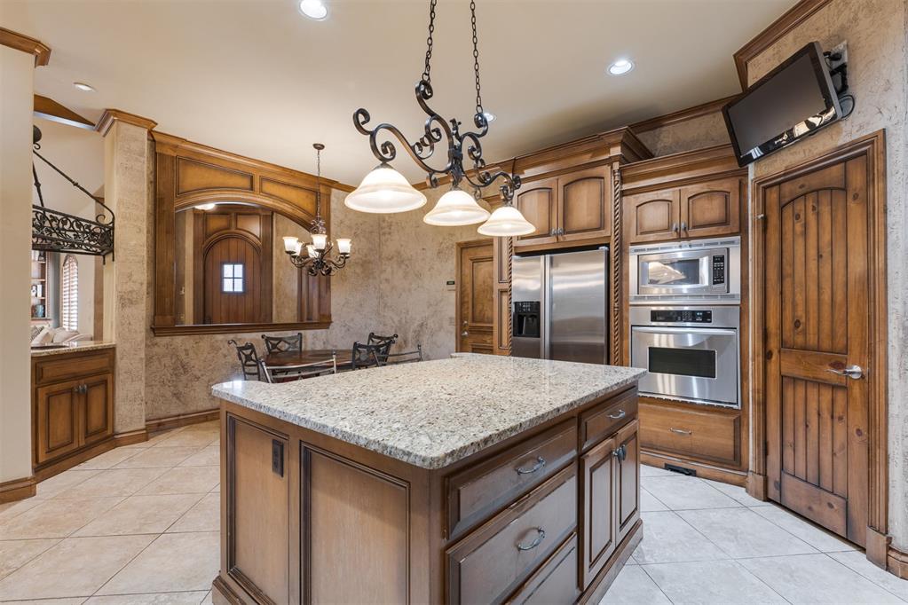 2511 Island Drive