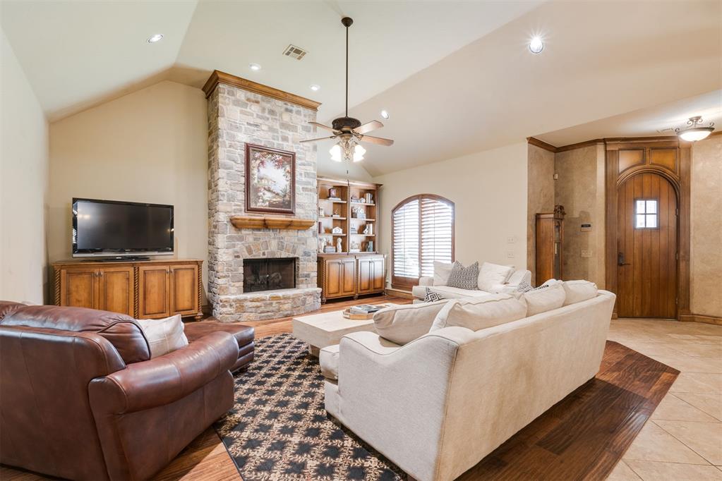 2511 Island Drive