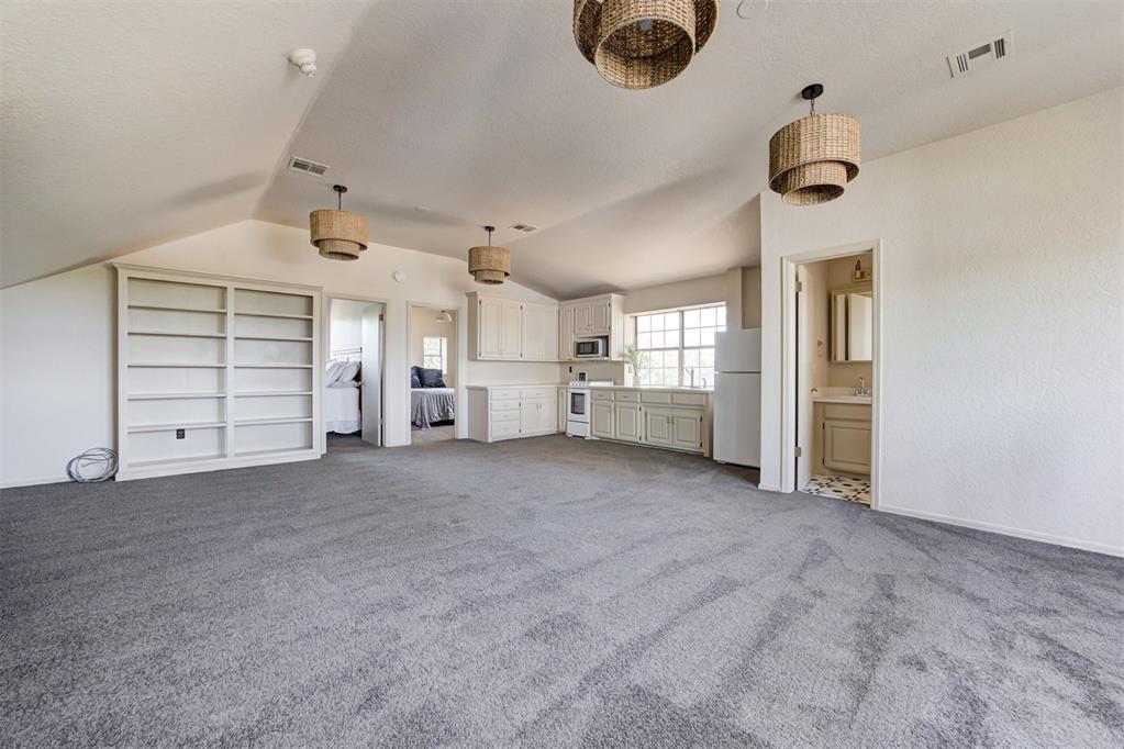 800 W Cimarron Boulevard