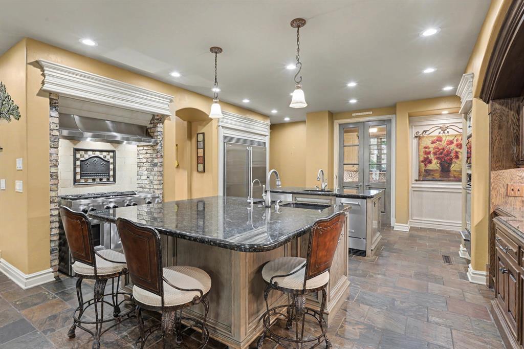 1645 Saratoga Way