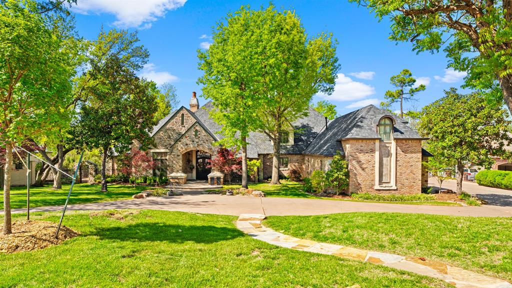 1645 Saratoga Way