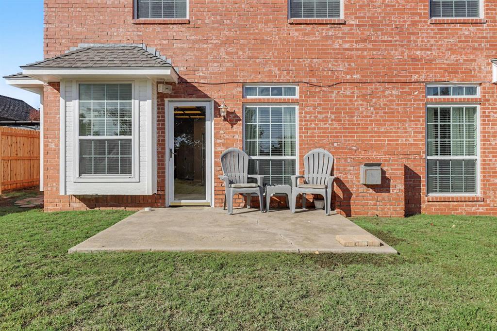 7412 NW 111th Street