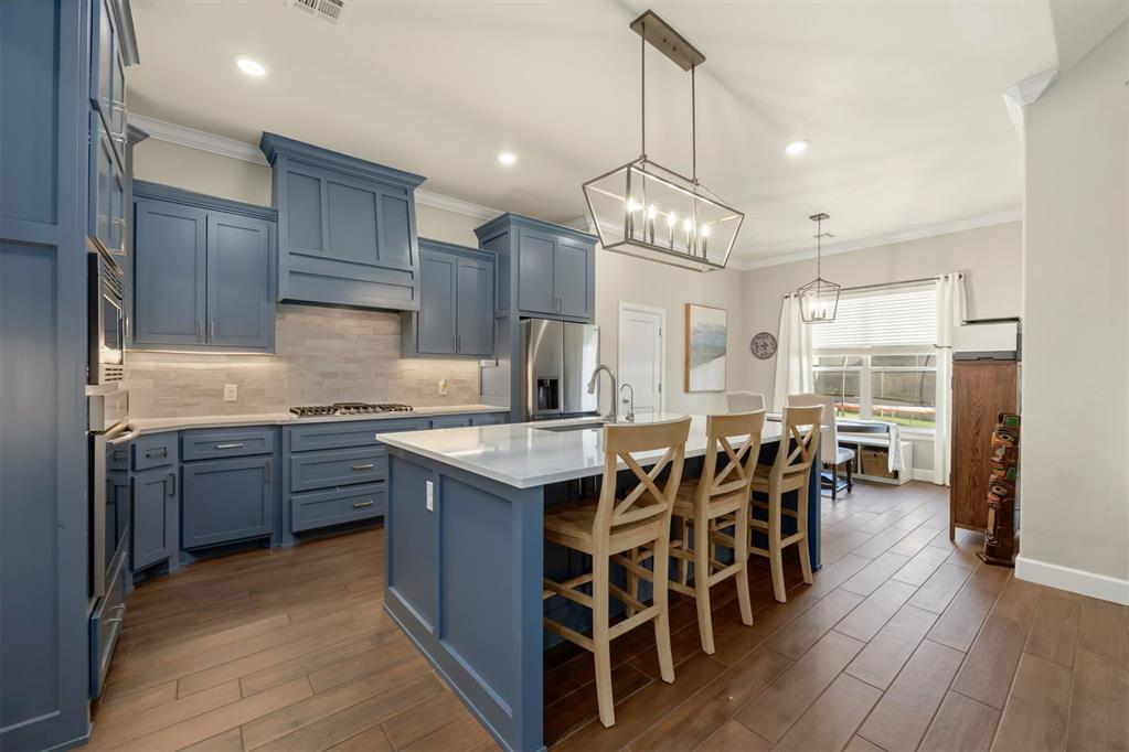 705 Maple Hill Road