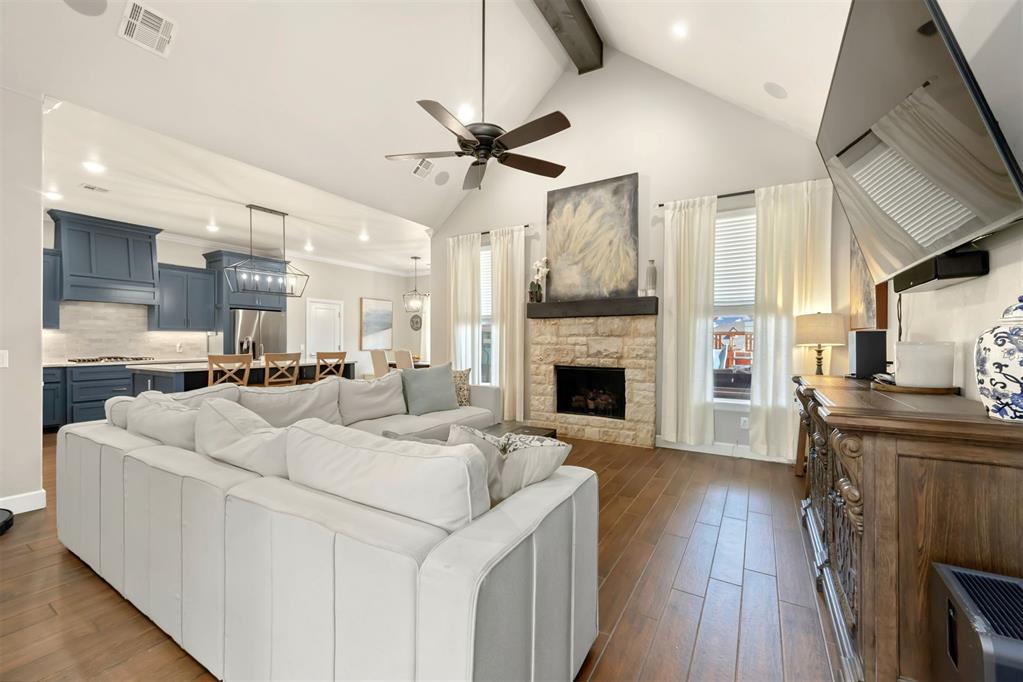 705 Maple Hill Road