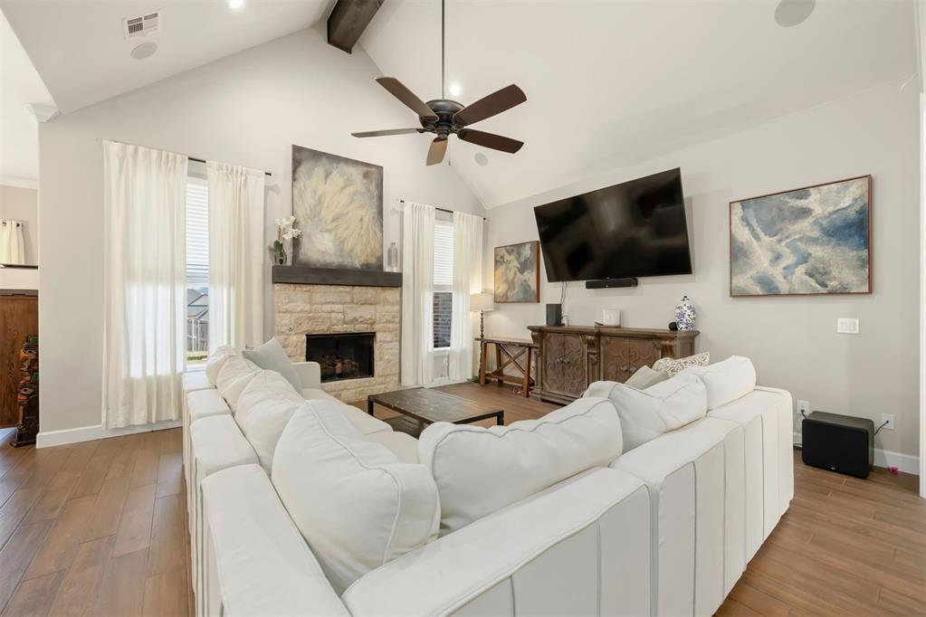 705 Maple Hill Road