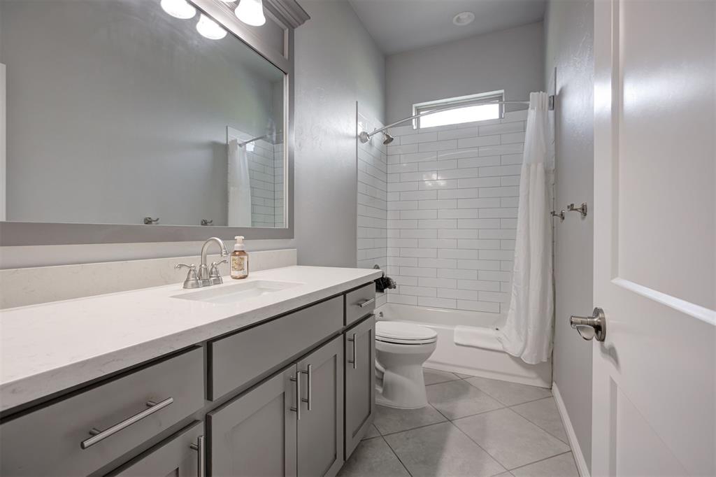 13504 Shady Pine Circle