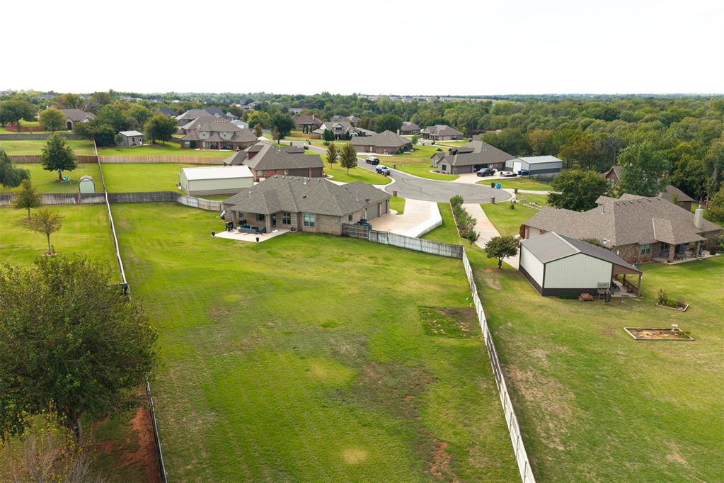 13504 Shady Pine Circle