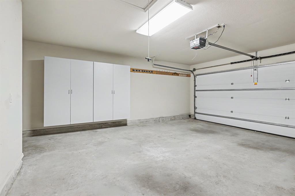 4613 NW 25th Place