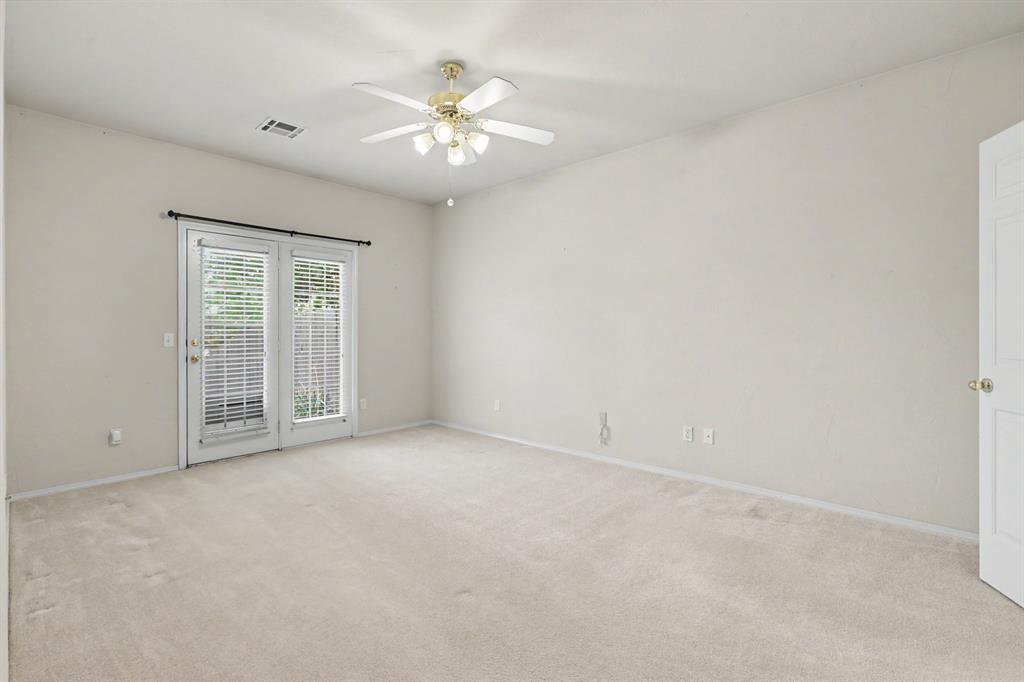 4613 NW 25th Place