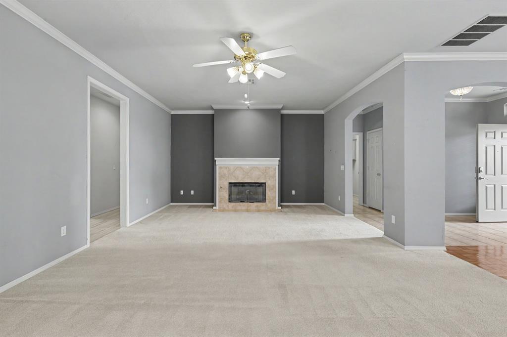 4613 NW 25th Place