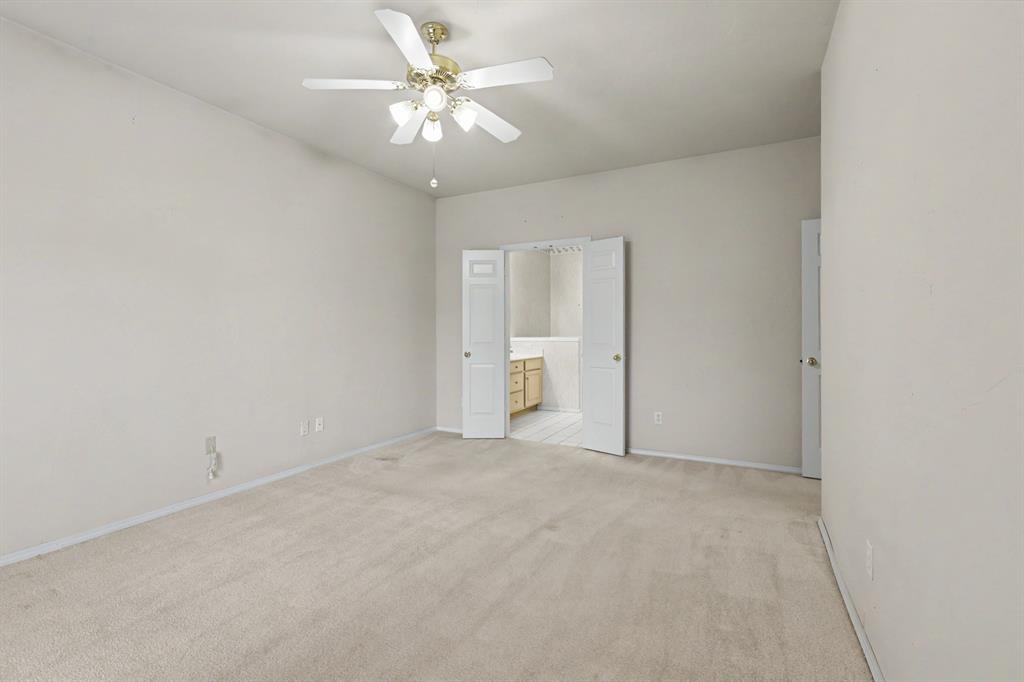 4613 NW 25th Place