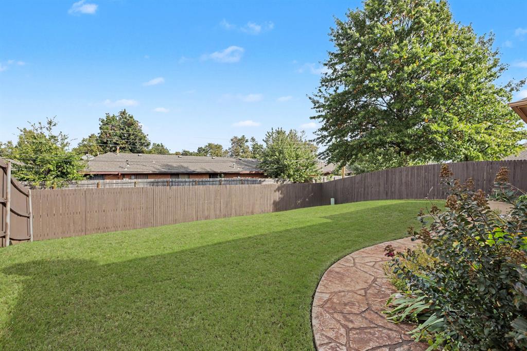 4613 NW 25th Place