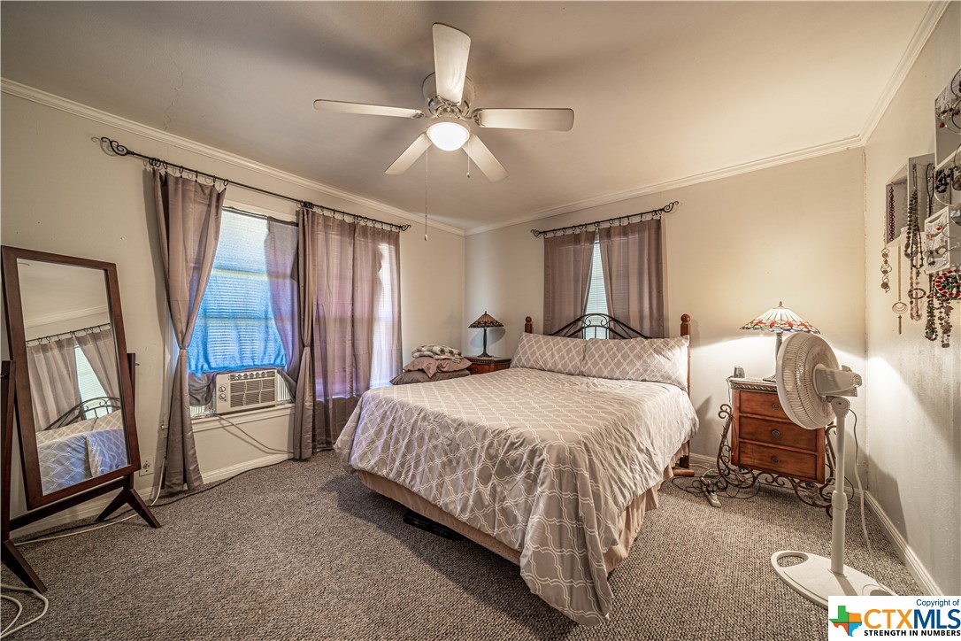 317 S 6th Street